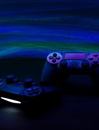 feature game